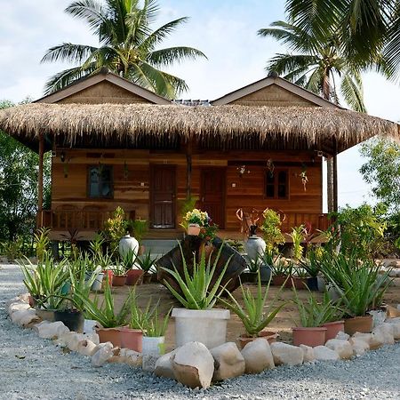 Fish Island Bungalows カンポット エクステリア 写真