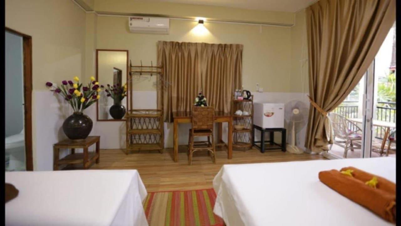 Fish Island Bungalows カンポット エクステリア 写真