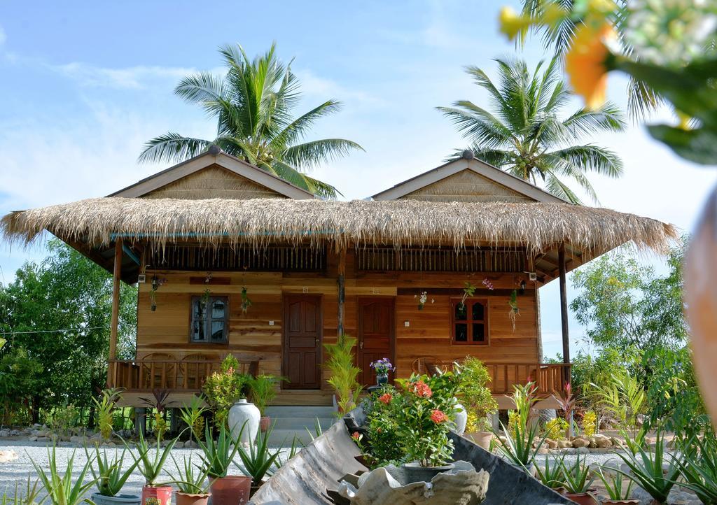 Fish Island Bungalows カンポット エクステリア 写真