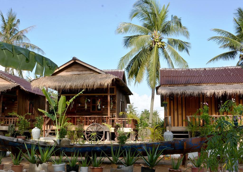 Fish Island Bungalows カンポット エクステリア 写真