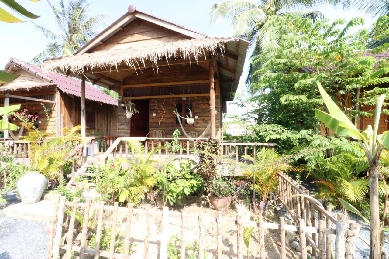 Fish Island Bungalows カンポット エクステリア 写真